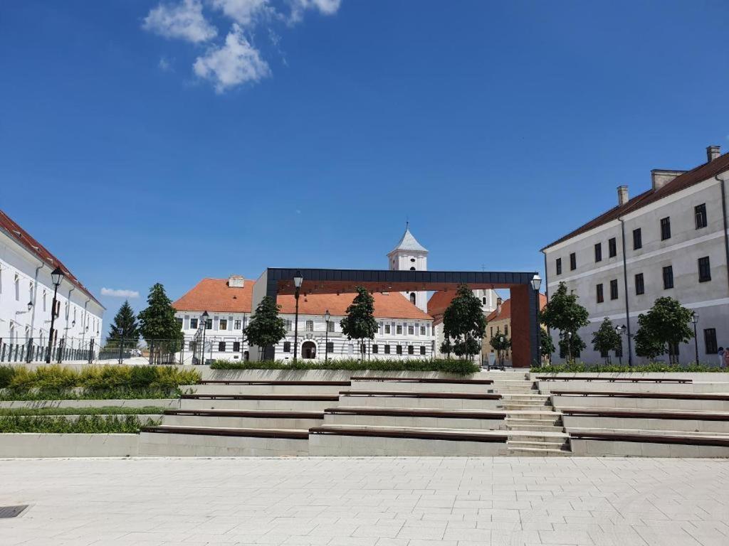 Osijek Space Centar - Free Self Check In, Free Private Parking Exterior foto